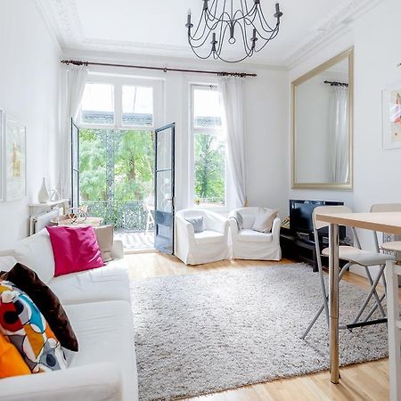 Earls Court Apartments By Basetogo ロンドン エクステリア 写真