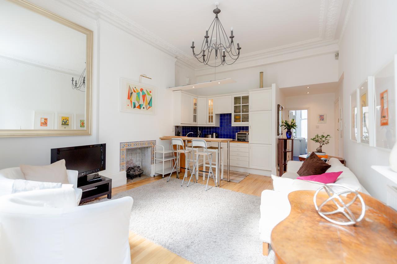 Earls Court Apartments By Basetogo ロンドン エクステリア 写真
