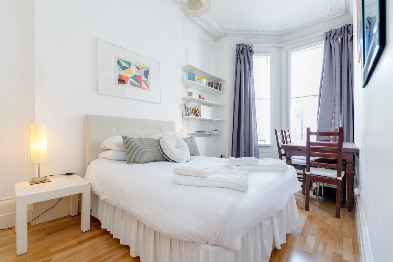 Earls Court Apartments By Basetogo ロンドン エクステリア 写真